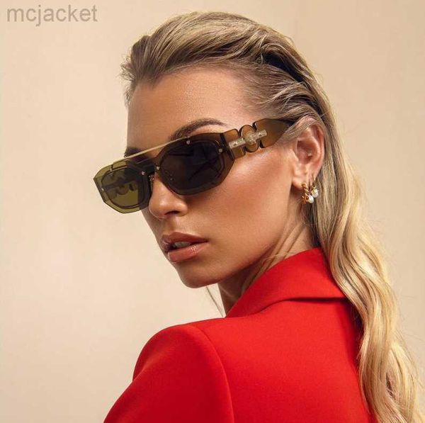 designer versage sunglasses vercace women's gorgeous metal head accessories street pgraphy fashion trend sunglasses, White;black
designer versage sunglasses vercace women's gorgeous metal head accessories street pgraphy fashion trend sunglasses, White;black