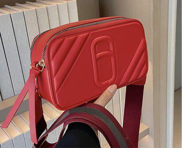 multicolor camera bag designer handbags women square bag shoulder straps shoulders bags wallet brand crossbody bags size 22x12x7cm
multicolor camera bag designer handbags women square bag shoulder straps shoulders bags wallet brand crossbody bags size 22x12x7cm
