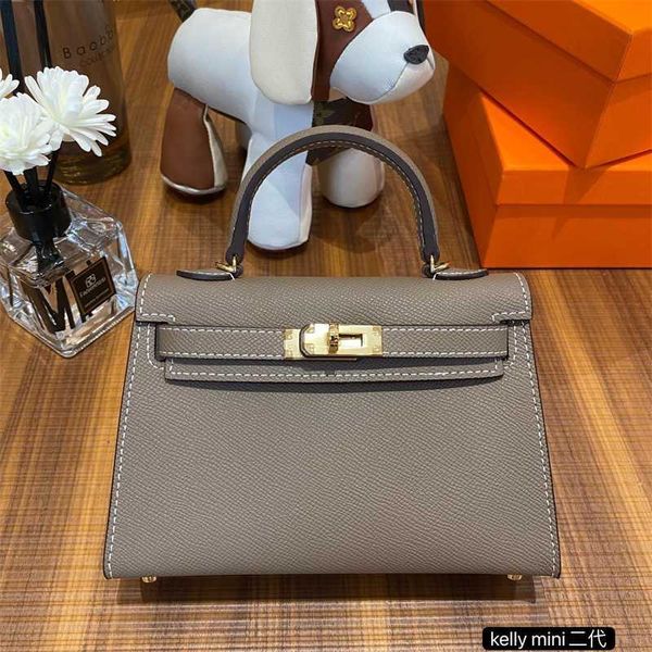 tote handbag kellie kellybag genuine leather women's 2023 texture second-generation mini palm pattern one shoulder portable cross body
tote handbag kellie kellybag genuine leather women's 2023 texture second-generation mini palm pattern one shoulder portable cross body