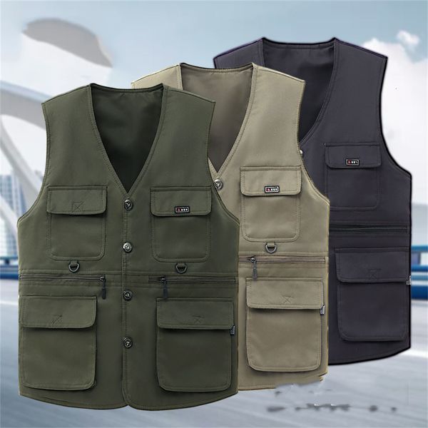 men's vests men multi pocket outdoor vest casual with many pockets sleeveless jackets male pograph waistcoat clothes 230418, Black;white
men's vests men multi pocket outdoor vest casual with many pockets sleeveless jackets male pograph waistcoat clothes 230418, Black;white
