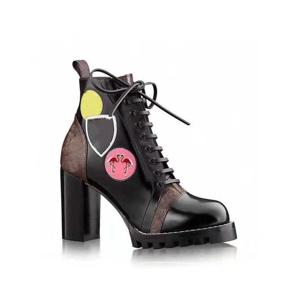 2023 classic women's high heel fashion boots designer chunky heel catwalk banquet leather short boots autumn and winter bare boots 9.5c, Black
2023 classic women's high heel fashion boots designer chunky heel catwalk banquet leather short boots autumn and winter bare boots 9.5c, Black