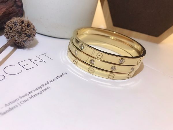 screwdriver love bracelet bangle designer bracelet fashion cuff bracelets stainless steel plated 18k gold jewelry party mens womens luxury b, Golden;silver
screwdriver love bracelet bangle designer bracelet fashion cuff bracelets stainless steel plated 18k gold jewelry party mens womens luxury b, Golden;silver
