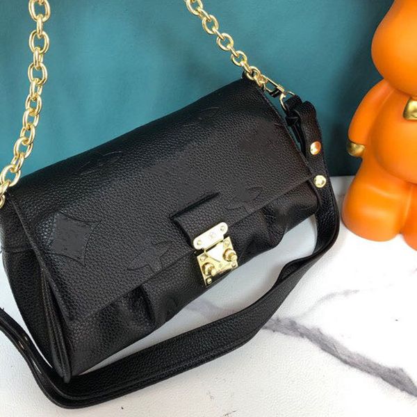 2023 day packs letter printed chain bag for women's handbag fashion leather crossbody bag 26x10x15cm 8654#
2023 day packs letter printed chain bag for women's handbag fashion leather crossbody bag 26x10x15cm 8654#
