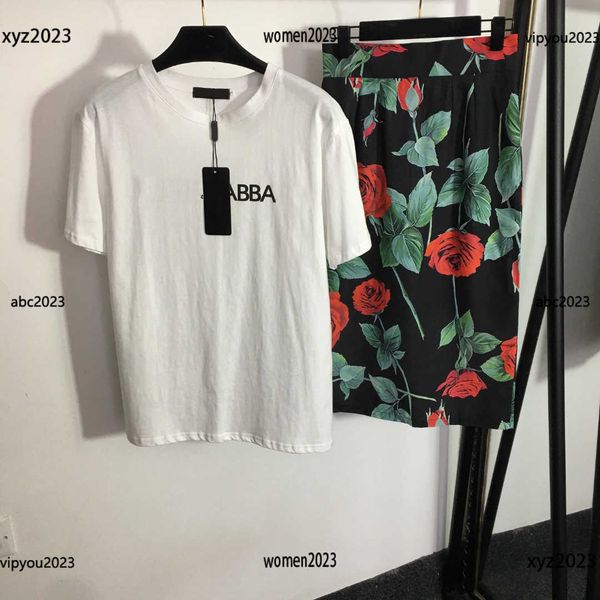 fashions women's tracksuits ladies two piece dress sets 2pcs round neck t-shirt and rose flower print high waisted skirt new arrival ap, White
fashions women's tracksuits ladies two piece dress sets 2pcs round neck t-shirt and rose flower print high waisted skirt new arrival ap, White
