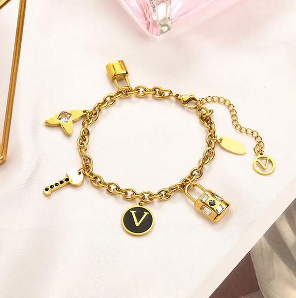 fashionable classic charm bracelets women bangle 18k gold plated stainless steel crystal lovers gift wristband cuff chain designer jewelry, Golden;silver
fashionable classic charm bracelets women bangle 18k gold plated stainless steel crystal lovers gift wristband cuff chain designer jewelry, Golden;silver
