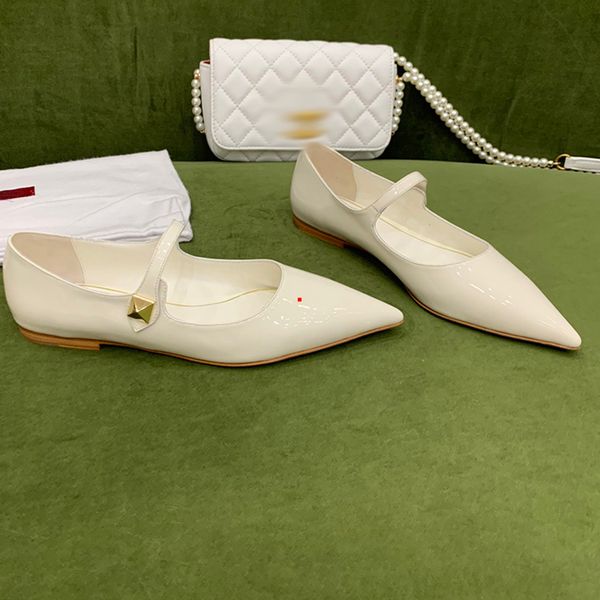 2023 womens shoes dress shoe heels sandals sneakers party boots r high heel ballet luxury red leather flat ladies work wedding 35-40 heatsho, Black
2023 womens shoes dress shoe heels sandals sneakers party boots r high heel ballet luxury red leather flat ladies work wedding 35-40 heatsho, Black