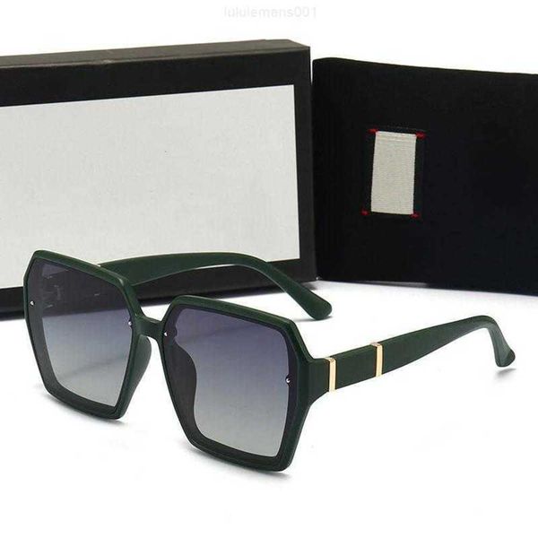 sunglasses dezi sunglasses 2022 classic designer for woman men full frame women sun glasses fashion goggle popular eyewear with case 5 color, White;black
sunglasses dezi sunglasses 2022 classic designer for woman men full frame women sun glasses fashion goggle popular eyewear with case 5 color, White;black