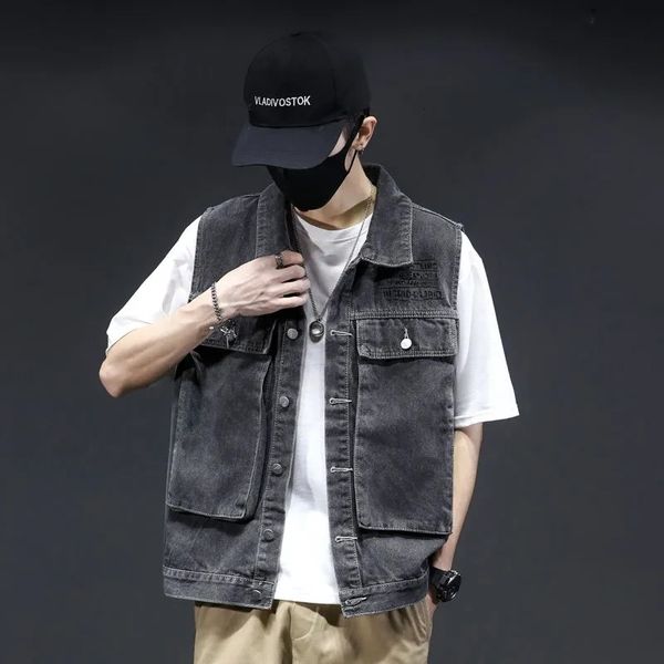 men's vests spring autumn all season allmatche fashion solid pocketcool boy casual loose safari style tess button vest denim jacket 230, Black;white
men's vests spring autumn all season allmatche fashion solid pocketcool boy casual loose safari style tess button vest denim jacket 230, Black;white