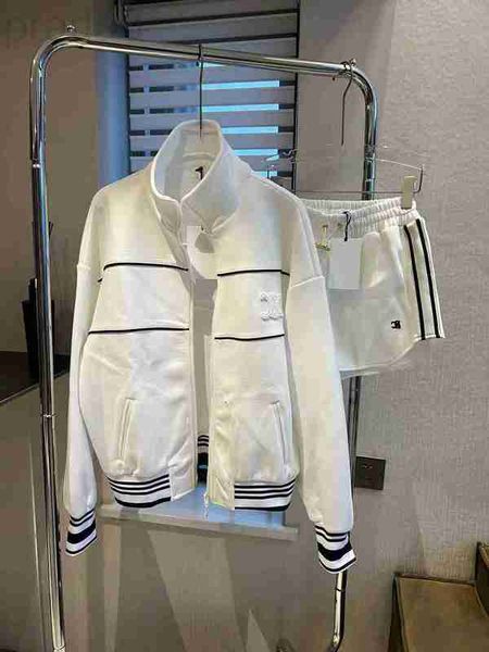 women's jackets designer spring/summer new baseball jersey white casual embroidery zipper cardigan set contrast ribbon elastic shorts 9, Black;brown
women's jackets designer spring/summer new baseball jersey white casual embroidery zipper cardigan set contrast ribbon elastic shorts 9, Black;brown
