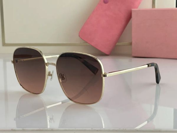 Men Sunglasses For Women Latest Selling Fashion Sun Glasses Mens Sunglass Gafas De Sol Glass UV400 Lens With Random Matching Box 50YS
Men Sunglasses For Women Latest Selling Fashion Sun Glasses Mens Sunglass Gafas De Sol Glass UV400 Lens With Random Matching Box 50YS
