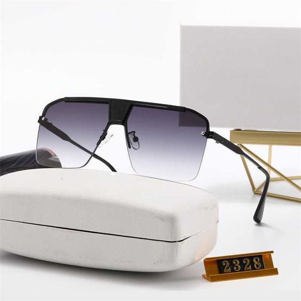 new trend large frame gradient color senior luxury sunglasses brand designer design, White;black
new trend large frame gradient color senior luxury sunglasses brand designer design, White;black