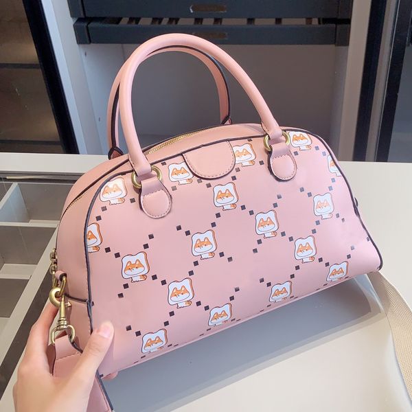 large capacity tote bag fashion letter printing pillow shoulder bags zipper closure travel handbags classic metal hardware cowhide leather c
large capacity tote bag fashion letter printing pillow shoulder bags zipper closure travel handbags classic metal hardware cowhide leather c