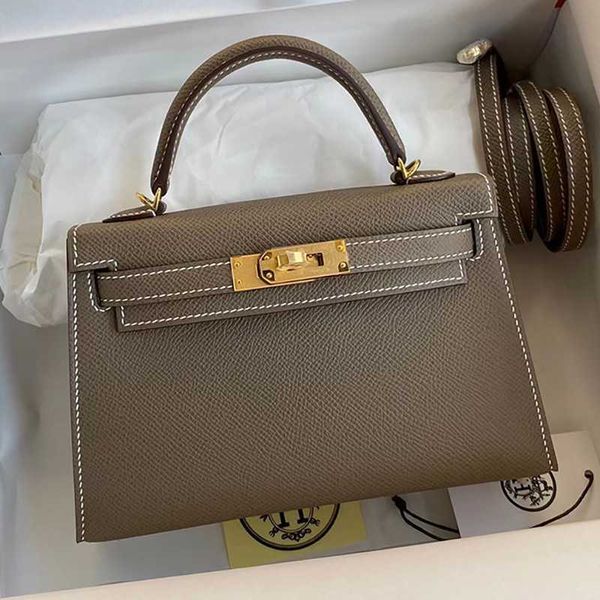 tote handbag kellie kellybag 2023 high-end h family handmade wax line second-generation mini carrie leather portable one-shoulder cross-body
tote handbag kellie kellybag 2023 high-end h family handmade wax line second-generation mini carrie leather portable one-shoulder cross-body