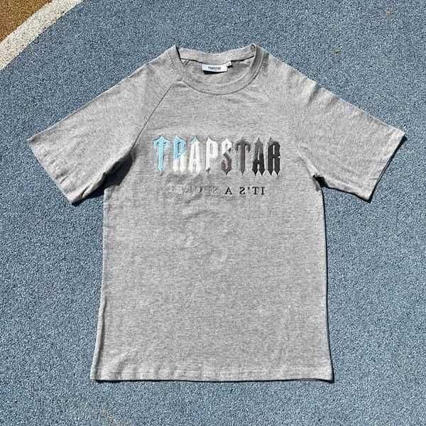 2023 summer mens t shirs trapsar designers classic men shir round neck loose ops pans leer coon shirs breahable embroidery tracksuis ee pure, White;black
2023 summer mens t shirs trapsar designers classic men shir round neck loose ops pans leer coon shirs breahable embroidery tracksuis ee pure, White;black