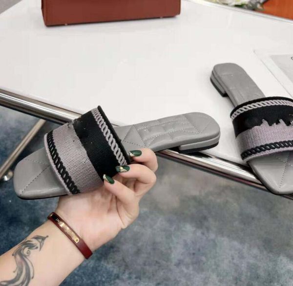 fashion women men slippers sandal luxury designer lady gentlemen colorful canvas letter anatomic leather slide 6 style model, Black
fashion women men slippers sandal luxury designer lady gentlemen colorful canvas letter anatomic leather slide 6 style model, Black