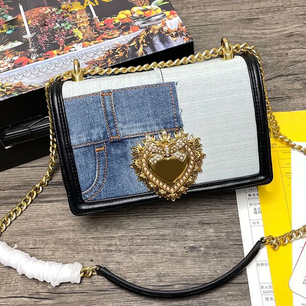 denim crossbody bag chains clutch bags women handbag 7a flap messenger bags shoulder purse gold hearts letters hardware accessories fashion
denim crossbody bag chains clutch bags women handbag 7a flap messenger bags shoulder purse gold hearts letters hardware accessories fashion