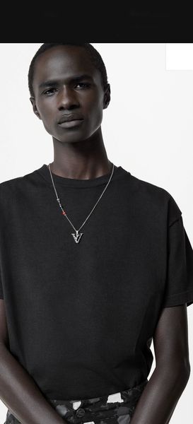 designer jewelry earrings pendant charm v inifnity dots same clause necklace for men and women luxury pendants send original package box, Silver
designer jewelry earrings pendant charm v inifnity dots same clause necklace for men and women luxury pendants send original package box, Silver