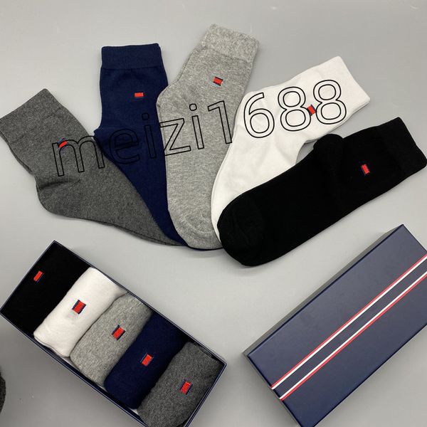 knitted embroidery socks designer men letter patterned cotton socks sports commerce casual socks fashion with box, Black
knitted embroidery socks designer men letter patterned cotton socks sports commerce casual socks fashion with box, Black