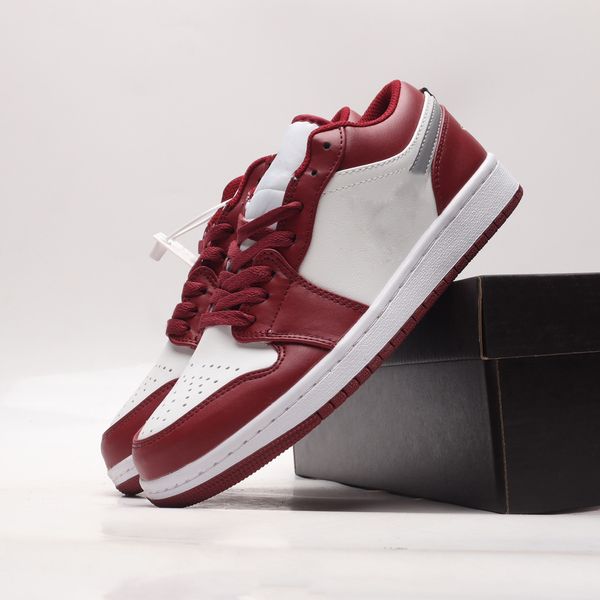 classic matching color thick soled running shoes non-slip all-match cushioning comfortable sneakers designer skateboard shoes
classic matching color thick soled running shoes non-slip all-match cushioning comfortable sneakers designer skateboard shoes