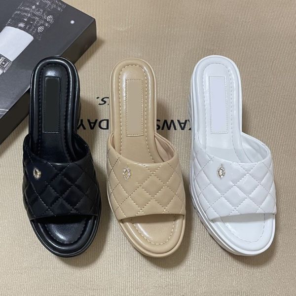 classic lambskin womens sandals slippers quilted wedges heels 8.5cm pumps round toes slides gold interlocking c buckle check plaid texture w, Black
classic lambskin womens sandals slippers quilted wedges heels 8.5cm pumps round toes slides gold interlocking c buckle check plaid texture w, Black