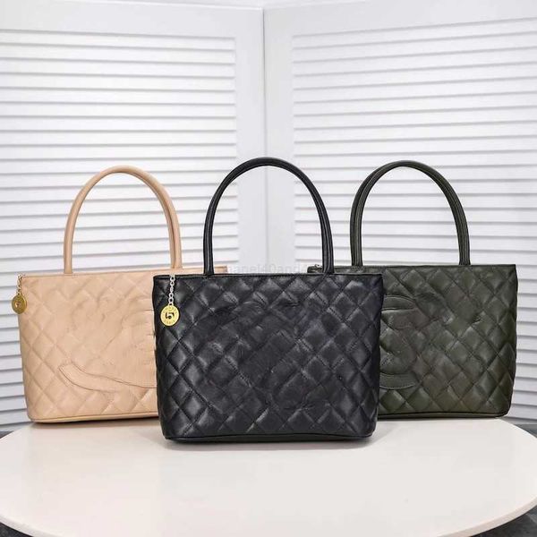 designer bags cc tote bag handbag fashion womens handbags classic quilted women high-capacity alma bag
designer bags cc tote bag handbag fashion womens handbags classic quilted women high-capacity alma bag