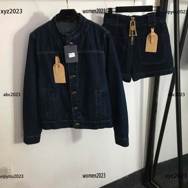 luxury women's tracksuits designer denim jacket sets size s-l 2pcs stand up collar denim jacket and high waisted denim shorts new arriv, Gray
luxury women's tracksuits designer denim jacket sets size s-l 2pcs stand up collar denim jacket and high waisted denim shorts new arriv, Gray