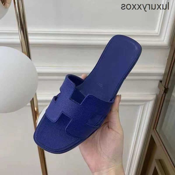 designer orans beach shoe female slipper diamond versatile sandals style fashion high version flat leather beach female g45c
designer orans beach shoe female slipper diamond versatile sandals style fashion high version flat leather beach female g45c