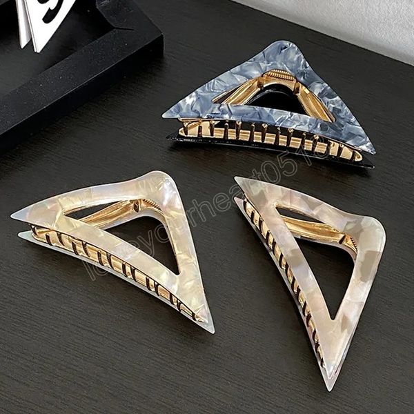 fashion 11cm large triangle hollow shape hair claw retro acetate ponytail clip hair accessories for women girls, Golden;silver
fashion 11cm large triangle hollow shape hair claw retro acetate ponytail clip hair accessories for women girls, Golden;silver