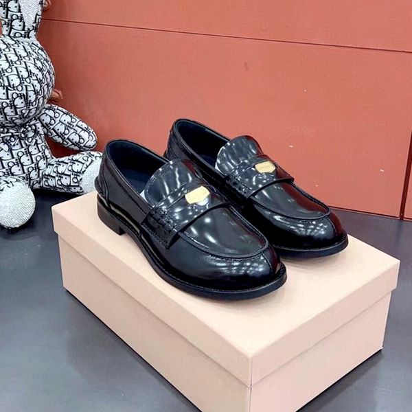 designer ladies lazy loafers spring casual single shoes fashion ladies black flat dress shoes leather 35-40
designer ladies lazy loafers spring casual single shoes fashion ladies black flat dress shoes leather 35-40