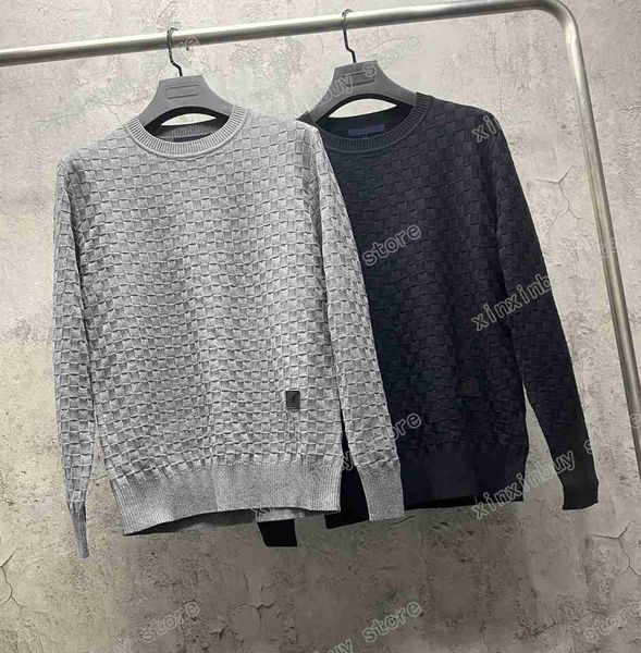 2023 designers sweaters luxury mens womens lattice jacquard letter leather label paris fashion tees street long sleeve luxurys gray black s-, White;black
2023 designers sweaters luxury mens womens lattice jacquard letter leather label paris fashion tees street long sleeve luxurys gray black s-, White;black
