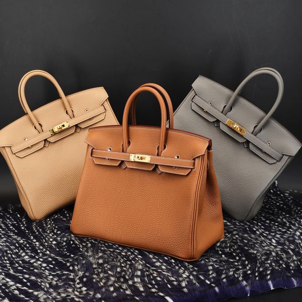 7a quality bag genuine leather luxurys designer bag womens mens with scarf luggage the tote bag crossbody beach cosmetic bags handbags shoul
7a quality bag genuine leather luxurys designer bag womens mens with scarf luggage the tote bag crossbody beach cosmetic bags handbags shoul