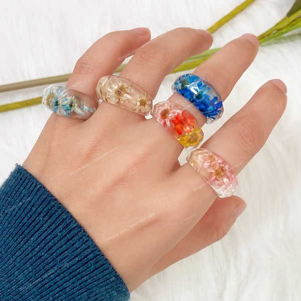 fashion transparent chunky epoxy resin rings cute multicolor dried flower finger rings for women party jewelry gifts fashion jewelryrings, Golden;silver
fashion transparent chunky epoxy resin rings cute multicolor dried flower finger rings for women party jewelry gifts fashion jewelryrings, Golden;silver