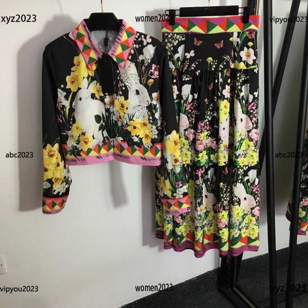 designer women's two piece dress sets long sleeved shirt suits 2pcs rabbit flower printed shirt and pleated long skirt new arrival apri, White
designer women's two piece dress sets long sleeved shirt suits 2pcs rabbit flower printed shirt and pleated long skirt new arrival apri, White
