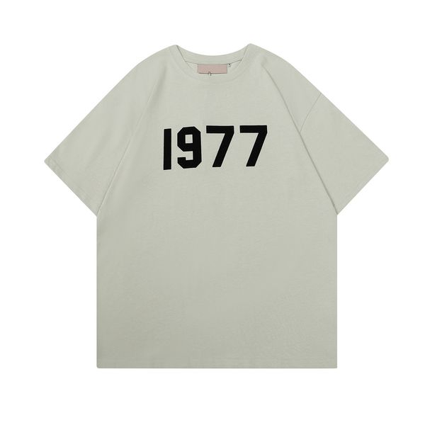 2023 summer designer luxury mens t shirt t-shirt front flocking 1977 letter silicon back high streetwear loose oversize tee skateboard tshir, White;black
2023 summer designer luxury mens t shirt t-shirt front flocking 1977 letter silicon back high streetwear loose oversize tee skateboard tshir, White;black