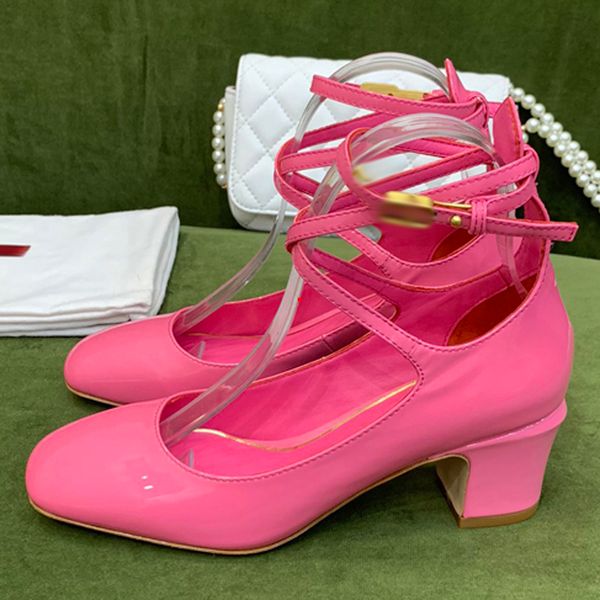 2023 high heel shoes heel shoes sandals flat shoes letter bow knot women runway pointed toe low woman lady brand design mesh sandals heels s, Black
2023 high heel shoes heel shoes sandals flat shoes letter bow knot women runway pointed toe low woman lady brand design mesh sandals heels s, Black