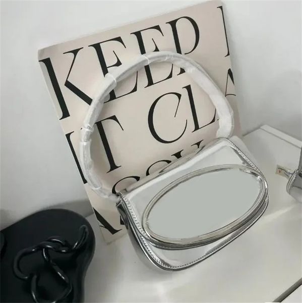 2023 designer mens bag flap shoulder handbags pochette adjustable handle purses detachable letter glossy leathers jingle pleasure designer b
2023 designer mens bag flap shoulder handbags pochette adjustable handle purses detachable letter glossy leathers jingle pleasure designer b