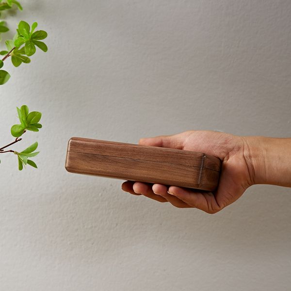 sunglasses black walnut glasses case solid wood compression wooden portable men and women myopia business storage box 230417, White;black
sunglasses black walnut glasses case solid wood compression wooden portable men and women myopia business storage box 230417, White;black