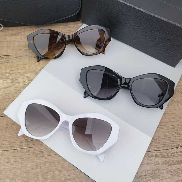 the same type of sunglasses female summer 2023 new high version ins driving male uv strong glasses spr07yf, White;black
the same type of sunglasses female summer 2023 new high version ins driving male uv strong glasses spr07yf, White;black