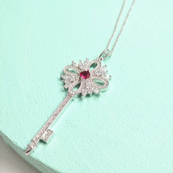simple fashion fleur-de-lis flower necklace diamonds designer jewelry luxury brand love oliver crown key pendant female collar love necklace, Silver
simple fashion fleur-de-lis flower necklace diamonds designer jewelry luxury brand love oliver crown key pendant female collar love necklace, Silver