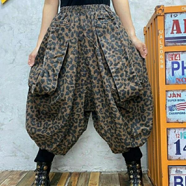 capris superaen autumn 2021 fashion leopard print big pocket girdle oversized hanging crotch lantern pants women's slim bloomers, Black;white
capris superaen autumn 2021 fashion leopard print big pocket girdle oversized hanging crotch lantern pants women's slim bloomers, Black;white