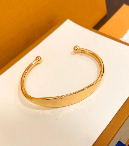 2021 designers brand steel bracelet women bracelet jewelry fashion accessories surprise gift classic bracelets6572391, White
2021 designers brand steel bracelet women bracelet jewelry fashion accessories surprise gift classic bracelets6572391, White