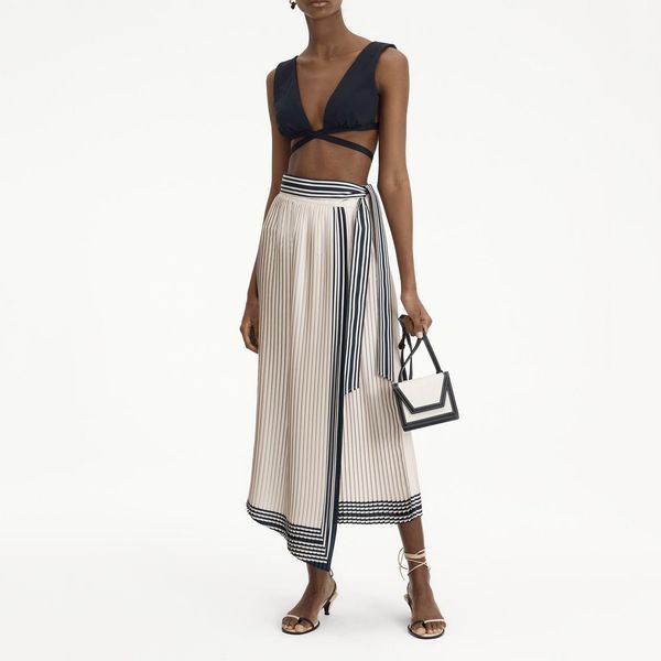 dresses pleated highwaisted slimfit slit skirt 2022 summer new niche retro navy striped irregular midlength laceup skirt for women, White;black
dresses pleated highwaisted slimfit slit skirt 2022 summer new niche retro navy striped irregular midlength laceup skirt for women, White;black