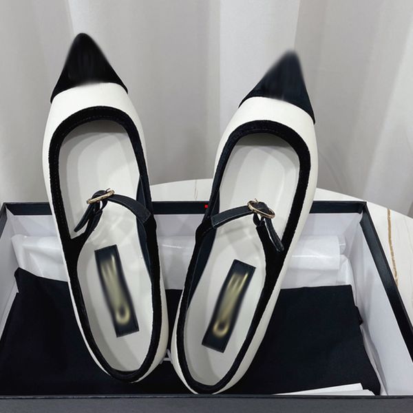 2023 high heel shoes heel shoes sandals flat shoes letter bow knot women runway pointed toe low woman lady brand design mesh sandals heels s, Black
2023 high heel shoes heel shoes sandals flat shoes letter bow knot women runway pointed toe low woman lady brand design mesh sandals heels s, Black
