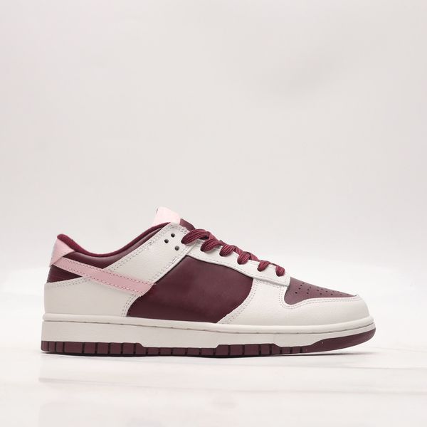 Breathable mesh surface thick soled running shoes non-slip soft sole shock absorbent all-match sneakers designer skateboard shoes, Red
Breathable mesh surface thick soled running shoes non-slip soft sole shock absorbent all-match sneakers designer skateboard shoes, Red