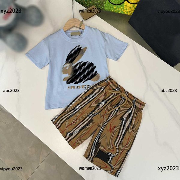 2023 designer baby kids clothing sets boys sporty suits 2pcs letter animal round neck t-shirt and plaid shorts summer fashion new arrival, White
2023 designer baby kids clothing sets boys sporty suits 2pcs letter animal round neck t-shirt and plaid shorts summer fashion new arrival, White