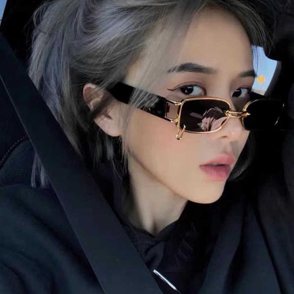 2020 hip hop street show ins small box net red star earrings sunglasses, White;black
2020 hip hop street show ins small box net red star earrings sunglasses, White;black