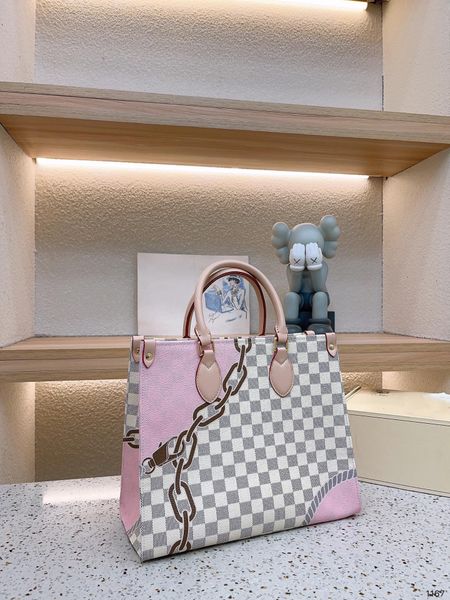 onthego designer bag tote bag genuine leather design shopping bag clutch handbag ribbon printing shoulder bag crossbody package the tote bag
onthego designer bag tote bag genuine leather design shopping bag clutch handbag ribbon printing shoulder bag crossbody package the tote bag