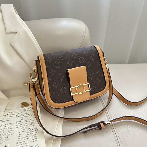 2023 dauphine fashion bags shoulder women's handbag designer brand messenger bag wallet purse crossbody phone bag luxury dauphine cosme
2023 dauphine fashion bags shoulder women's handbag designer brand messenger bag wallet purse crossbody phone bag luxury dauphine cosme