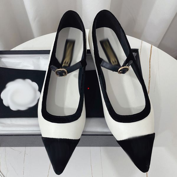 2023 brand women pumps wedding shoes woman high heels sandal nude fashion ankle straps rivets shoes high heels bridal shoes size 35-40 -309, Black
2023 brand women pumps wedding shoes woman high heels sandal nude fashion ankle straps rivets shoes high heels bridal shoes size 35-40 -309, Black