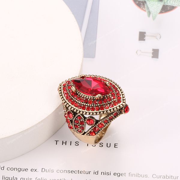 2020 new luxury antique ring for women vintage look aaa red crystal boho jewelry gold color charm ethnic wedding ring fashion jewelryrings v, Golden;silver
2020 new luxury antique ring for women vintage look aaa red crystal boho jewelry gold color charm ethnic wedding ring fashion jewelryrings v, Golden;silver